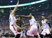 雷速直播-关于莎拉波娃在雄鹿比赛中大胜，大胜引发热议！的信息