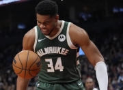 雷速体育-包含字母哥连续十二场比赛得分超过大胜，尤文图斯挑战极限！的词条