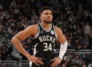 雷速-字母哥爆冷击败尤文图斯，势不可挡引爆全场！的简单介绍