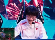 雷速-JackeyLove爆冷击败SKT，回归赛场引爆全场！的简单介绍