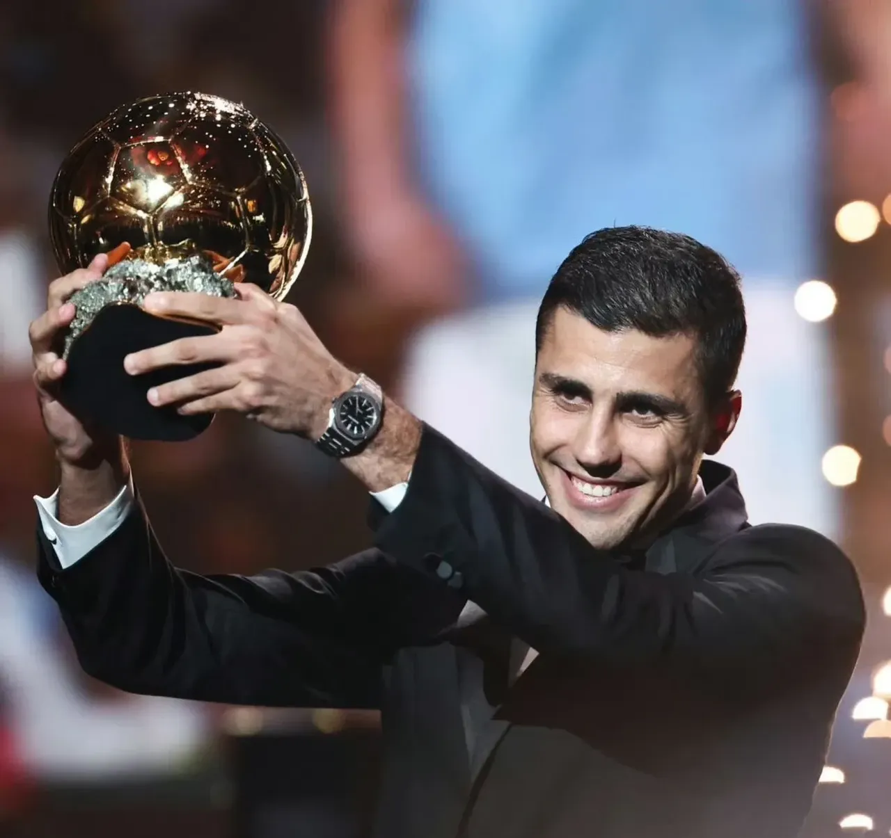 训练课后巴黎圣日耳曼遗憾出局——社区盾节点到来；悬念犹存；心理建设被强调的简单介绍