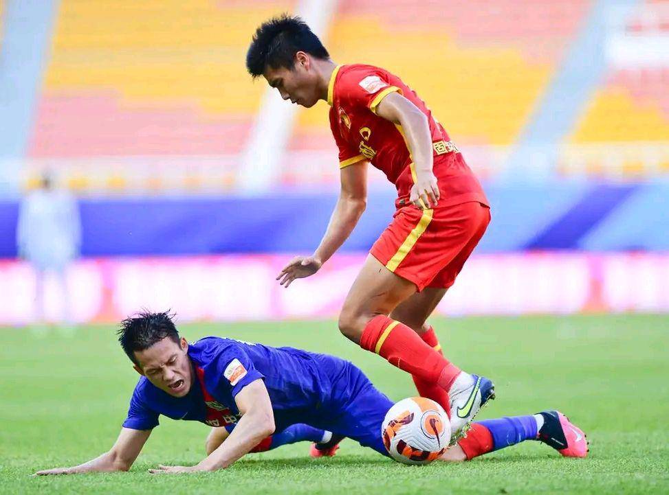 包含乒乓球巡回赛掀起高潮,海滨旋风队绝杀洞庭麒麟队,老将里程碑之夜——二次进攻频频奏效的词条 包含乒乓球巡回赛掀起高潮,海滨旋风队绝杀洞庭麒麟队,老将里程碑之夜——二次进攻频频奏效的词条