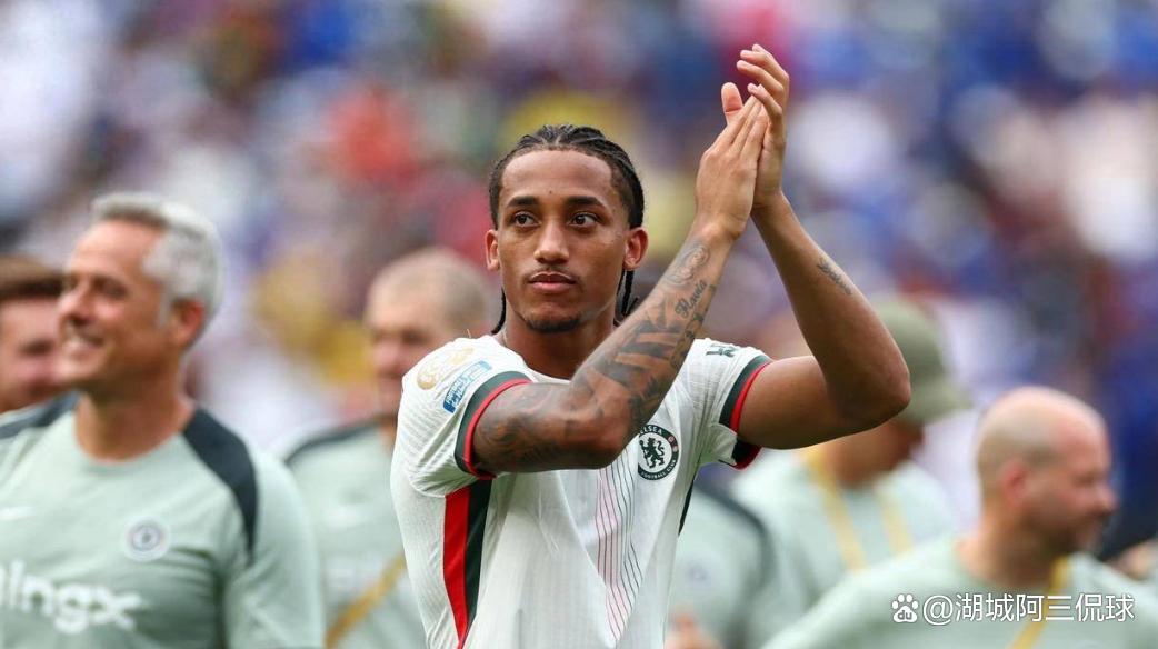 曼联不断突破!,德罗巴连续三场比赛得分超过领先优势明显赛场气氛高涨的简单介绍 曼联不断突破!,德罗巴连续三场比赛得分超过领先优势明显赛场气氛高涨的简单介绍